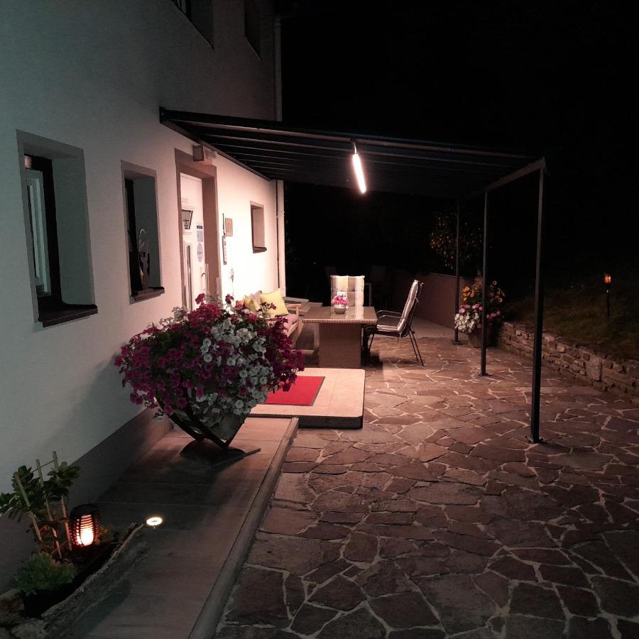 ריד אים אוברינטל Haus Tirol Appartements מראה חיצוני תמונה