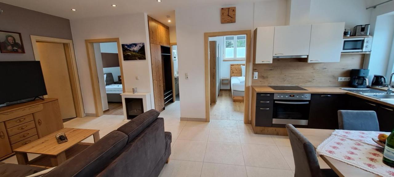 ריד אים אוברינטל Haus Tirol Appartements מראה חיצוני תמונה