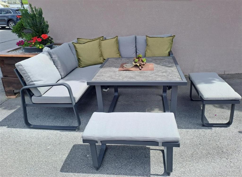 ריד אים אוברינטל Haus Tirol Appartements מראה חיצוני תמונה