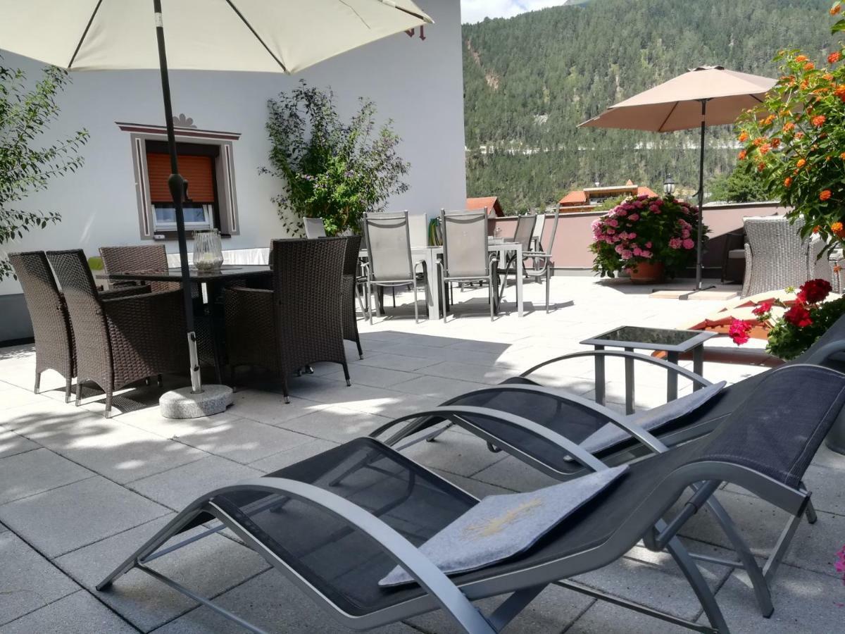 ריד אים אוברינטל Haus Tirol Appartements מראה חיצוני תמונה